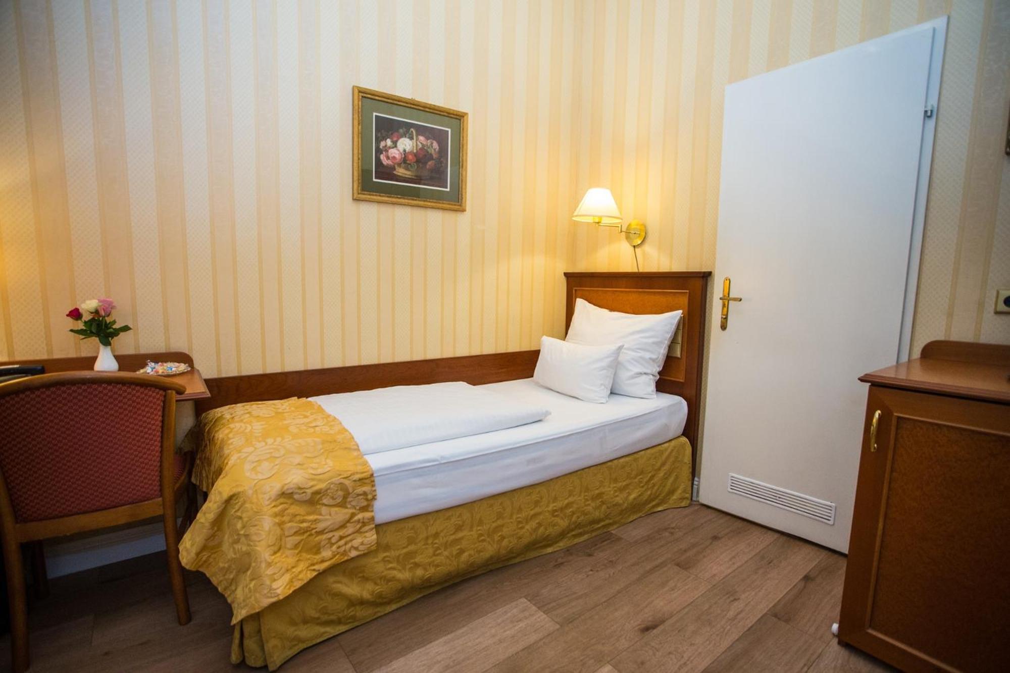 Hotel Opera I Self Check In Wiedeń